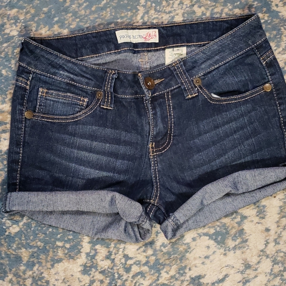 Paris Blues Sz 11 cut off Jr shorts